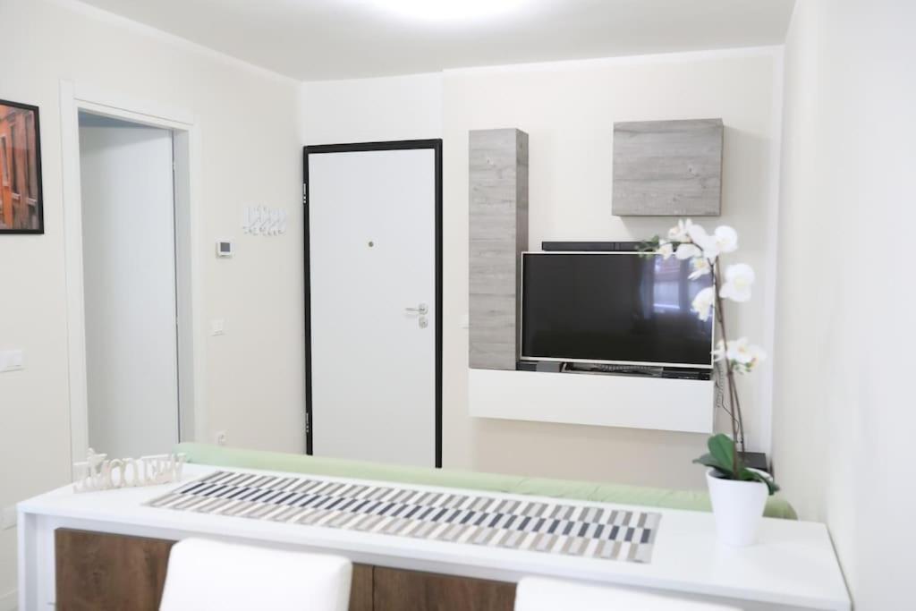 Casa Magenta Apartment 2 Valeggio sul Mincio Eksteriør bilde